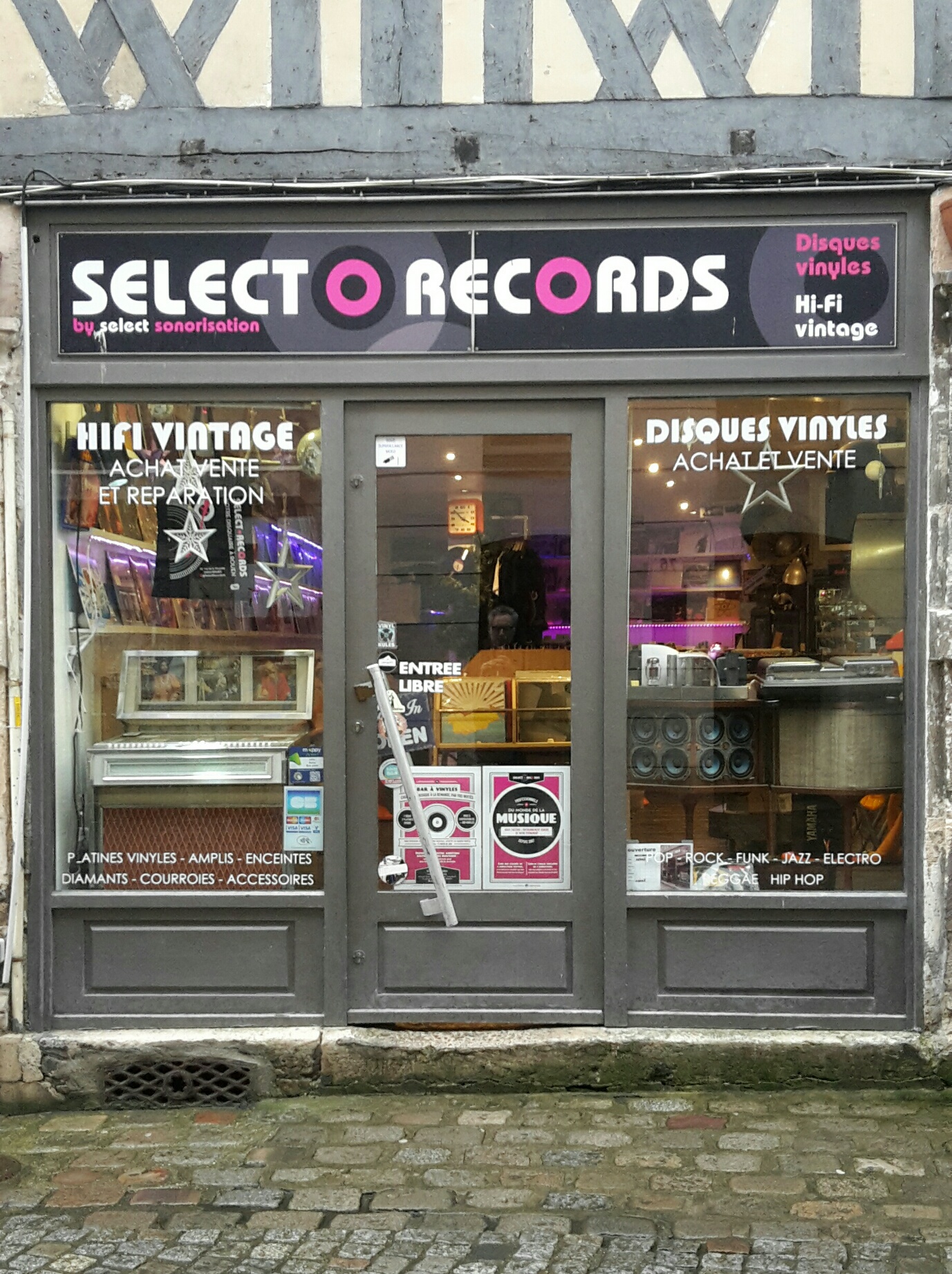 Select Records Rouen Disquaire Day